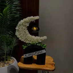 هلال رمضان ابيض